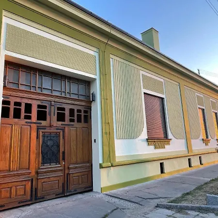 Pb Urban Garden With Secured Parking