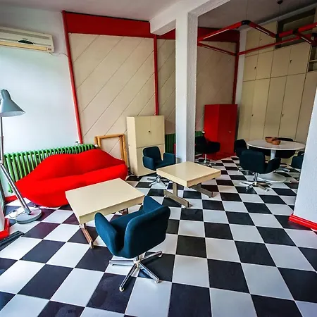 Pb Urban Garden With Secured Parking 3*